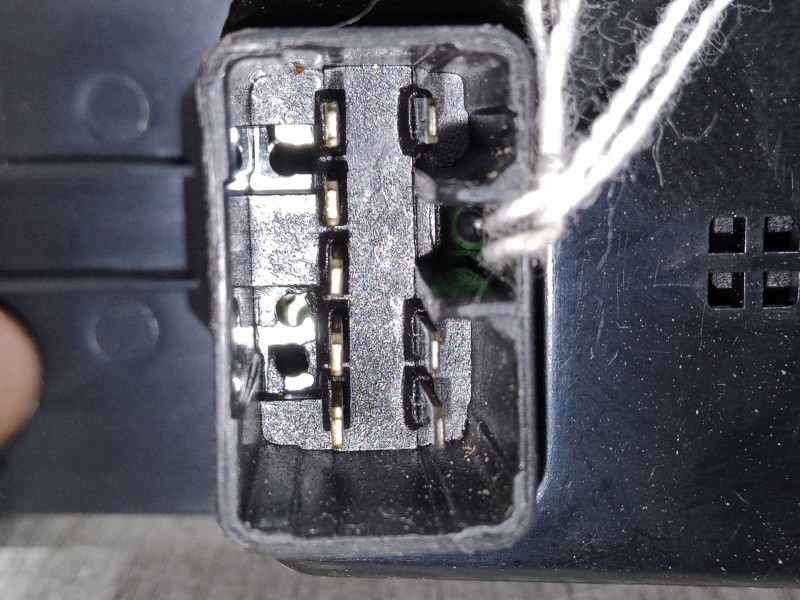 Recambio de mando elevalunas delantero derecho para chevrolet epica (kl1_) 2.0 d referencia OEM IAM 96327936  