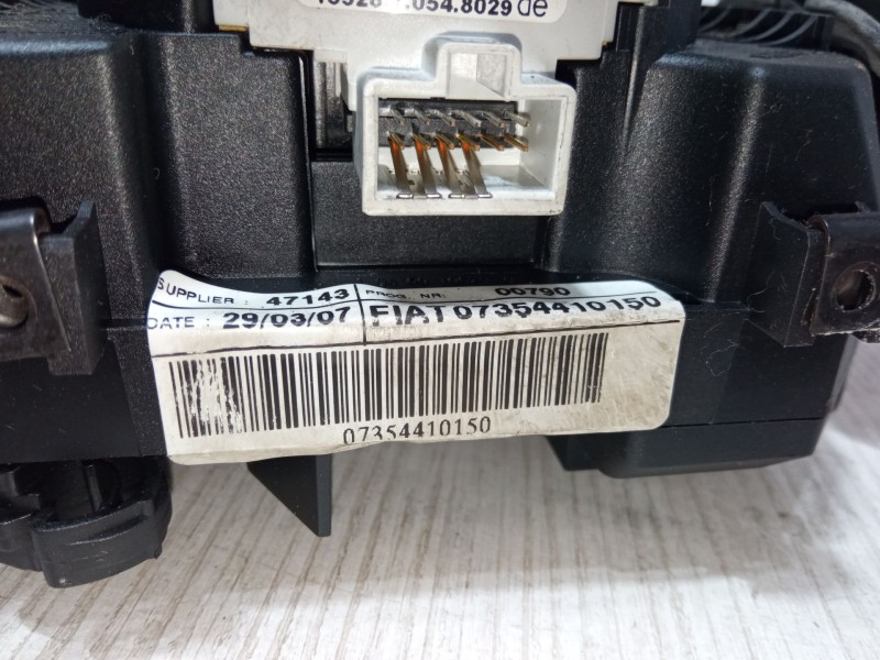 Recambio de mando luces para fiat bravo ii (198_) 1.9 d multijet (198axd1a) referencia OEM IAM 07354410150  
