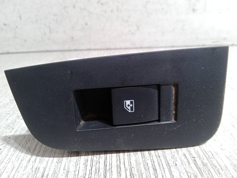 Recambio de mando elevalunas trasero derecho para chevrolet epica (kl1_) 2.0 d referencia OEM IAM   