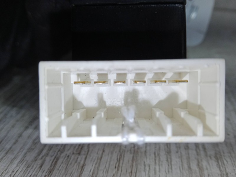 Recambio de mando elevalunas trasero izquierdo para chevrolet epica (kl1_) 2.0 d referencia OEM IAM 201003507  