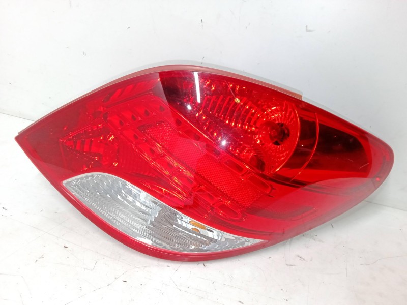 Recambio de piloto trasero derecho para peugeot 207/207+ (wa_, wc_) 1.4 16v referencia OEM IAM   