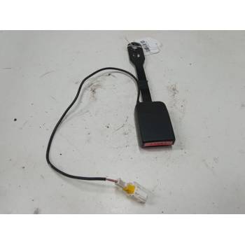 ANCLAJE CINTURON DELANTERO IZQUIERDO 