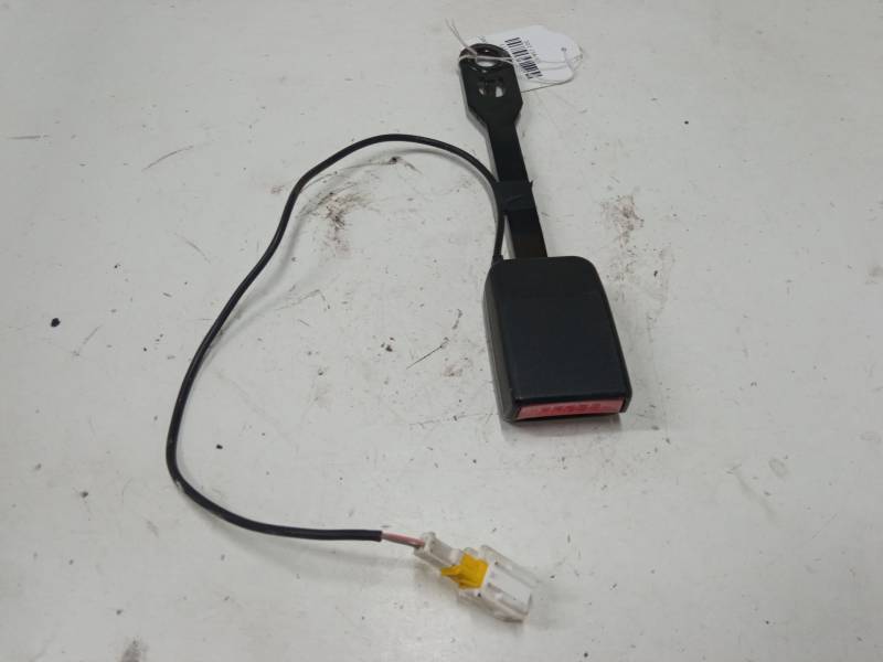 ANCLAJE CINTURON DELANTERO IZQUIERDO 