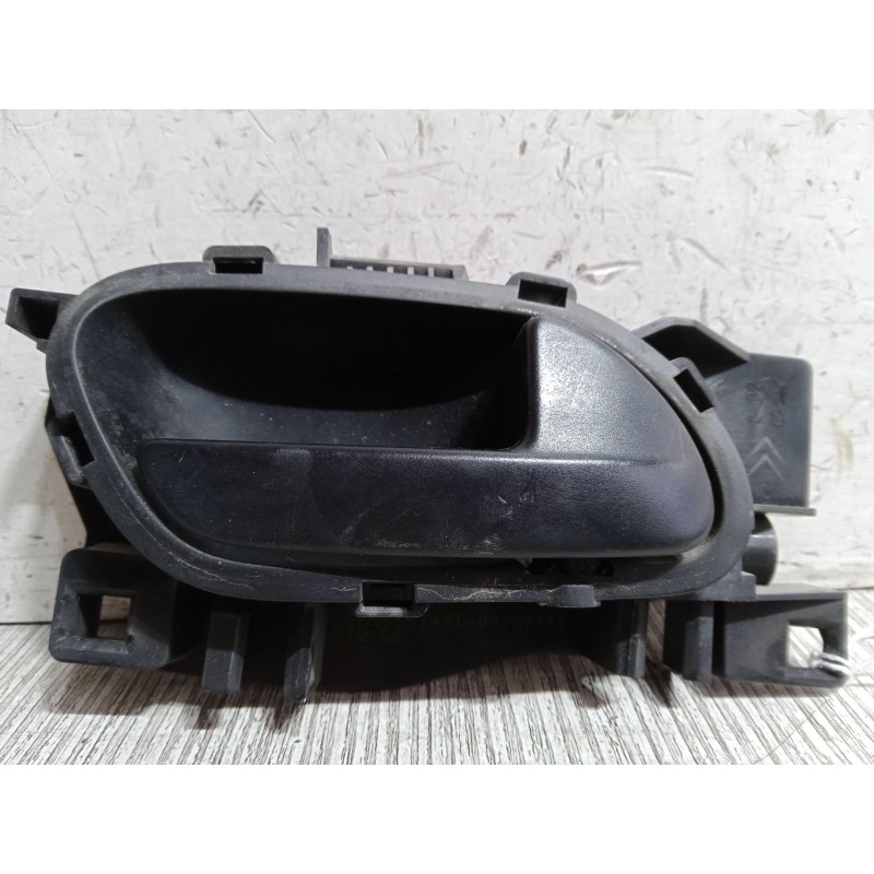 Recambio de maneta interior puerta delantera derecha para citroën jumpy ii furgoneta 2.0 hdi 120 referencia OEM IAM 96555514XT  