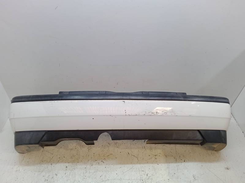 PARAGOLPES TRASERO 