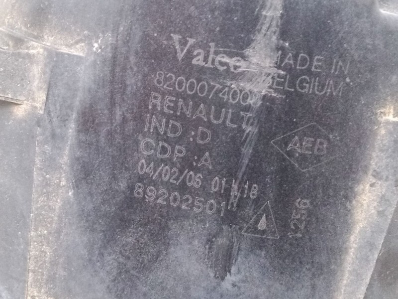 Recambio de faro antiniebla derecho para renault megane ii (bm0/1_, cm0/1_) 1.5 dci (bm1f, cm1f) referencia OEM IAM 820007400   Recambio de faro antiniebla derecho para renault megane ii (bm0/1_, cm0/1_) 1.5 dci (bm1f, cm1f) referencia OEM IAM 820007400