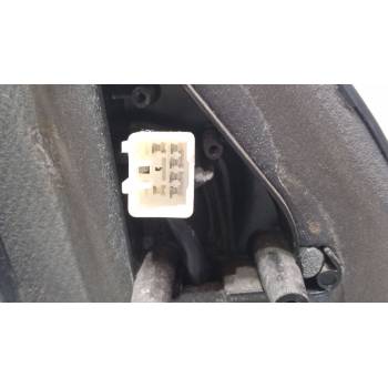 RETROVISOR IZQUIERDO 