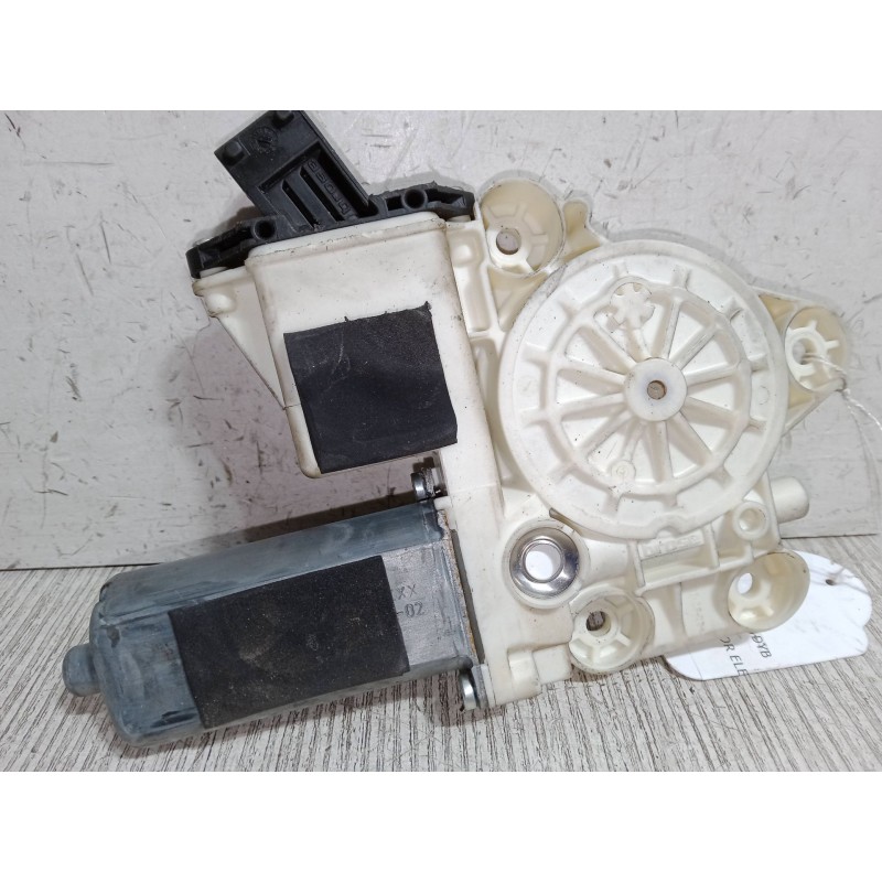 Recambio de motor elevaluna delantero izquierdo para opel vectra c gts (z02) 1.9 cdti (f68) referencia OEM IAM 9178987LH  013082