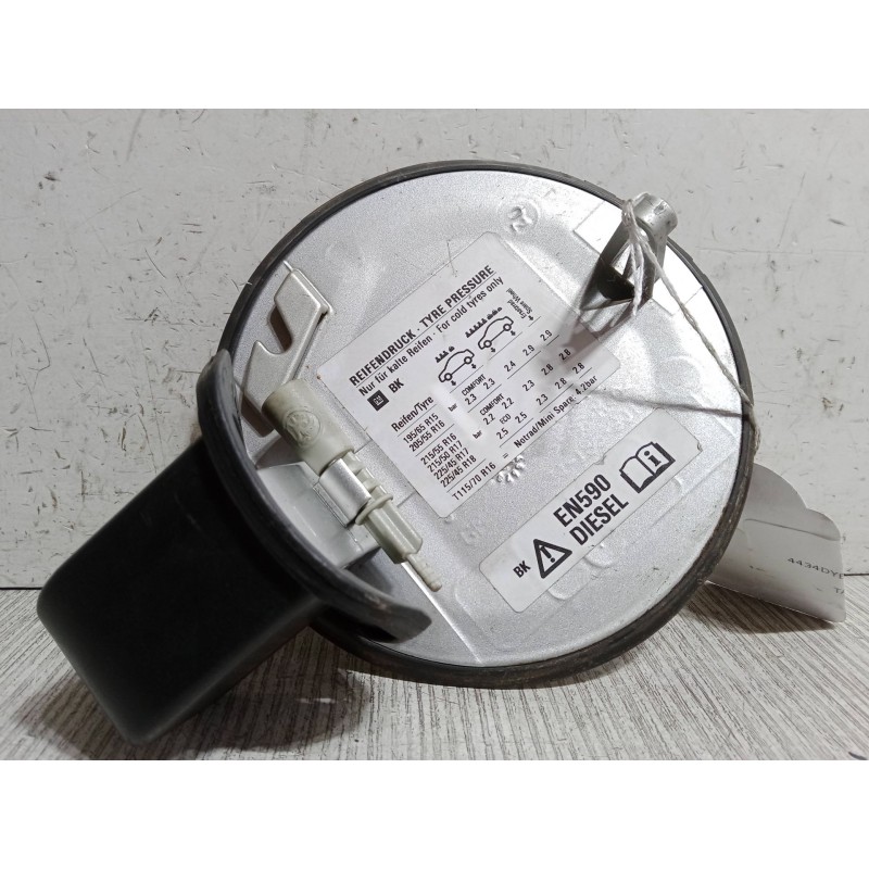 Recambio de tapa exterior combustible para opel vectra c gts (z02) 1.9 cdti (f68) referencia OEM IAM   