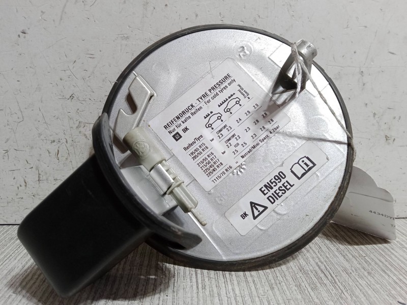 Recambio de tapa exterior combustible para opel vectra c gts (z02) 1.9 cdti (f68) referencia OEM IAM   