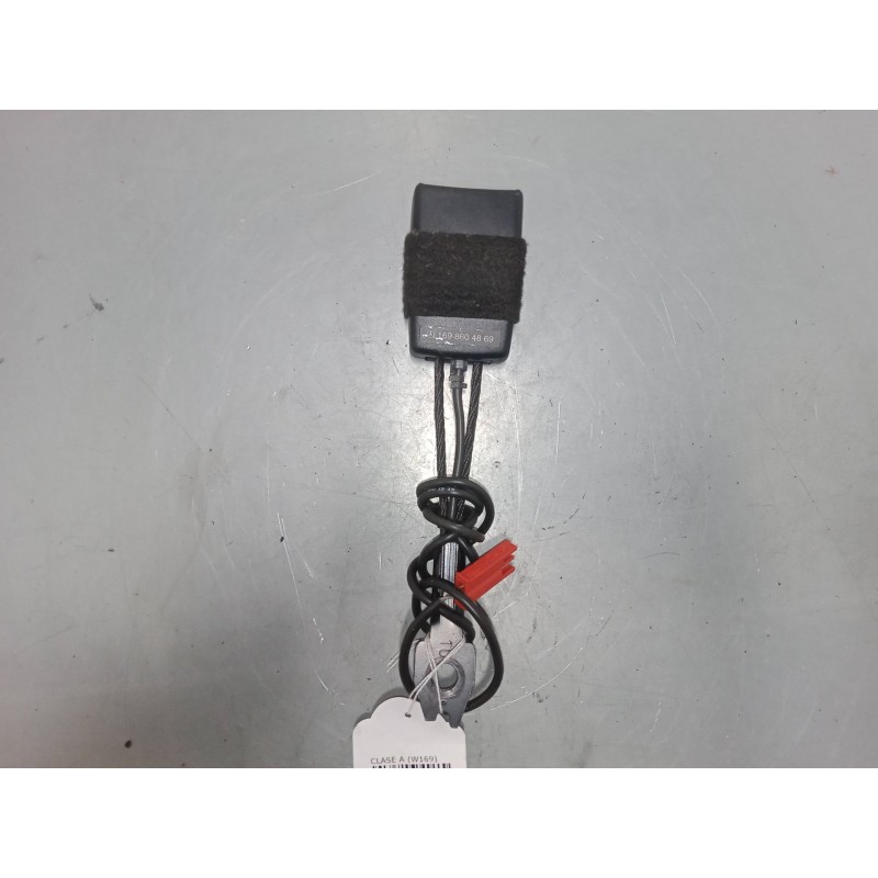 Recambio de anclaje cinturon delantero izquierdo para mercedes-benz clase a (w169) a 180 cdi (169.007, 169.307) referencia OEM I