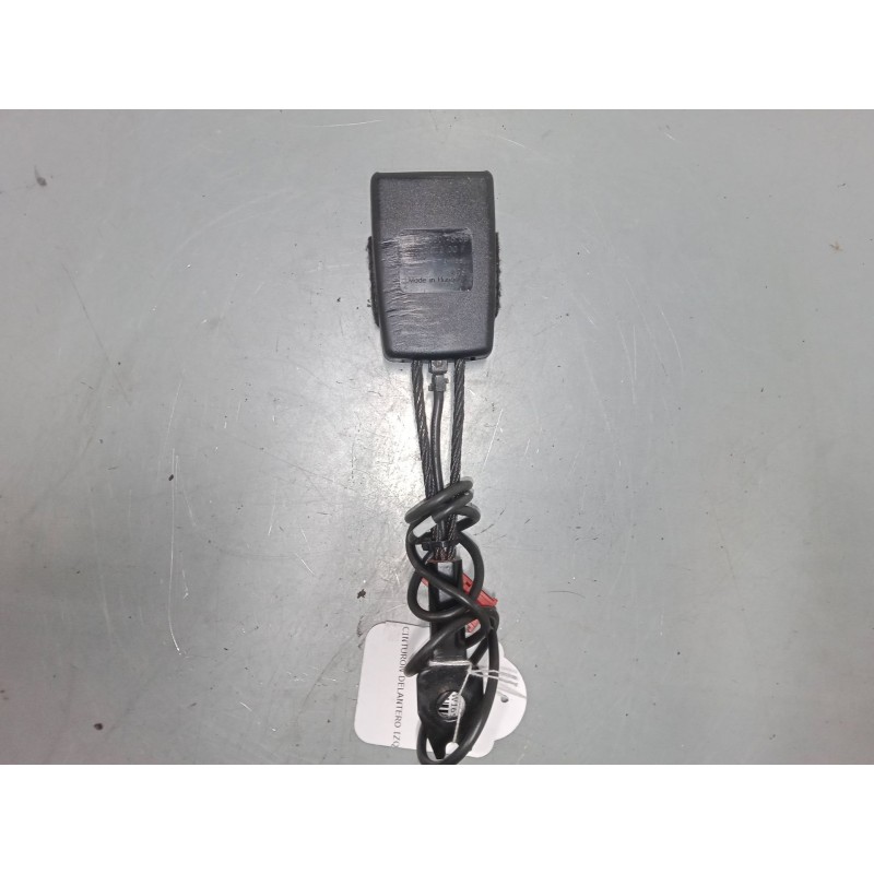 Recambio de anclaje cinturon delantero izquierdo para mercedes-benz clase a (w169) a 180 cdi (169.007, 169.307) referencia OEM I