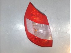 Recambio de piloto trasero izquierdo para renault grand scénic ii (jm0/1_) 1.6 referencia OEM IAM 8200127704