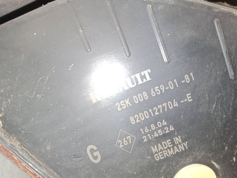 Recambio de piloto trasero izquierdo para renault grand scénic ii (jm0/1_) 1.6 referencia OEM IAM 8200127704  