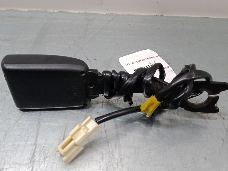 Recambio de anclaje cinturon delantero izquierdo para mitsubishi lancer viii (cy_a, cz_a) 1.5 referencia OEM IAM   