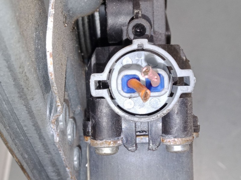 Recambio de elevalunas electrico delantero derecho para dacia logan mcv (ks_) 1.5 dci (ks0w) referencia OEM IAM 400727g  