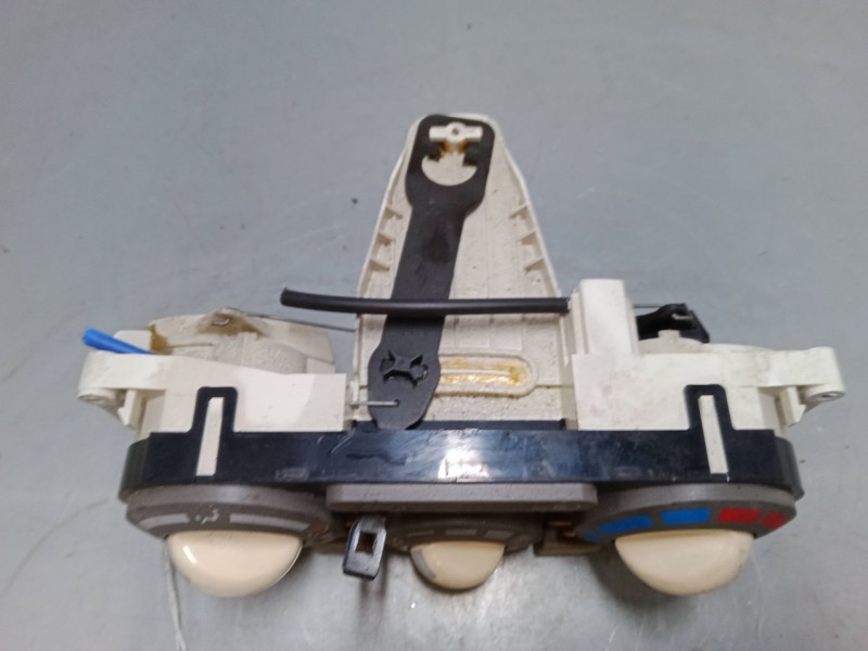 Recambio de mando calefaccion / a/a para nissan micra iii (k12) 1.2 16v referencia OEM IAM F667192N01  