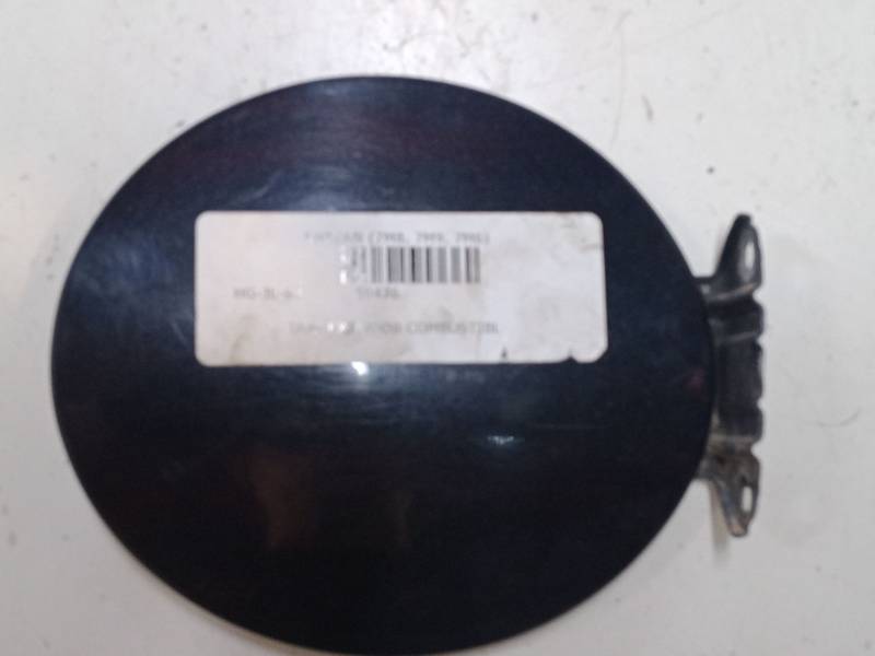 TAPA EXTERIOR COMBUSTIBLE 