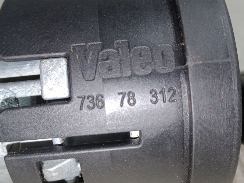 Recambio de clausor para peugeot 107 (pm_, pn_) 1.0 referencia OEM IAM 73678312  