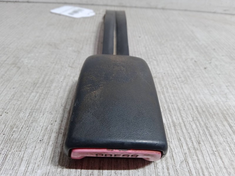 Recambio de anclaje cinturon delantero izquierdo para peugeot 107 (pm_, pn_) 1.0 referencia OEM IAM   