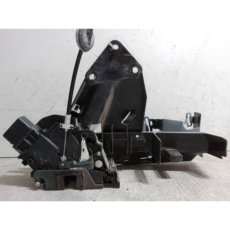 Recambio de cerradura puerta delantera derecha para ford focus ii (da_, hcp, dp) 1.6 tdci referencia OEM IAM 7M5AR21812AA  