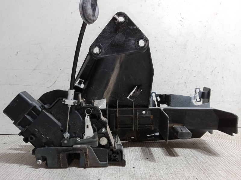 Recambio de cerradura puerta delantera derecha para ford focus ii (da_, hcp, dp) 1.6 tdci referencia OEM IAM 7M5AR21812AA  