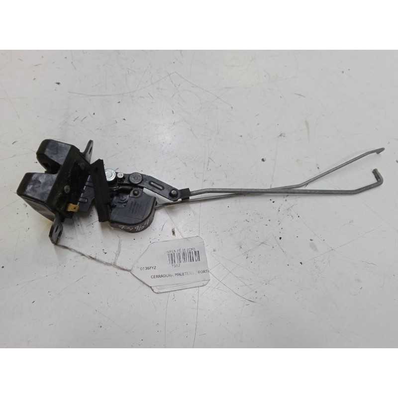 Recambio de cerradura maletero / porton para hyundai santa fé ii (cm) 2.2 crdi referencia OEM IAM   