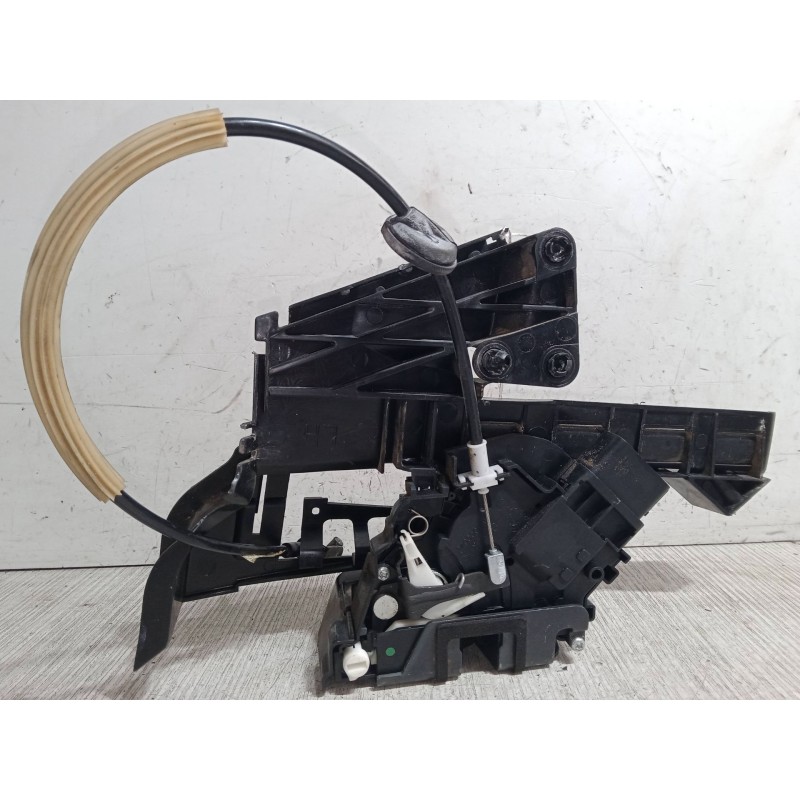 Recambio de cerradura puerta trasera izquierda para ford focus ii (da_, hcp, dp) 1.6 tdci referencia OEM IAM 4M5AR26413BE  