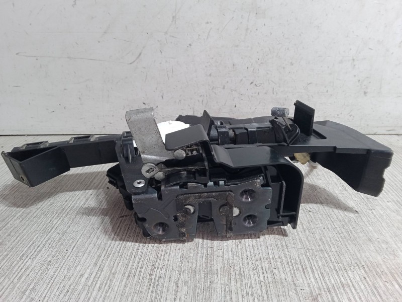 Recambio de cerradura puerta trasera izquierda para ford focus ii (da_, hcp, dp) 1.6 tdci referencia OEM IAM 4M5AR26413BE  