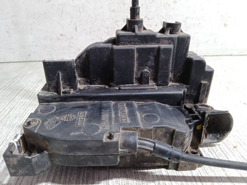 Recambio de cerradura puerta delantera izquierda para renault clio iii (br0/1, cr0/1) 1.5 dci referencia OEM IAM   