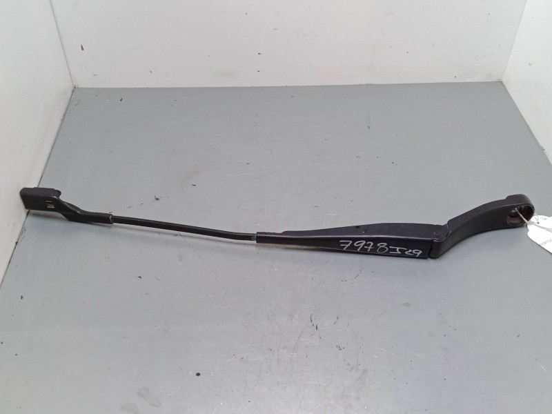 Recambio de brazo limpia delantero izquierdo para ford ka+ iii (uk, fk) 1.2 referencia OEM IAM 97036203  