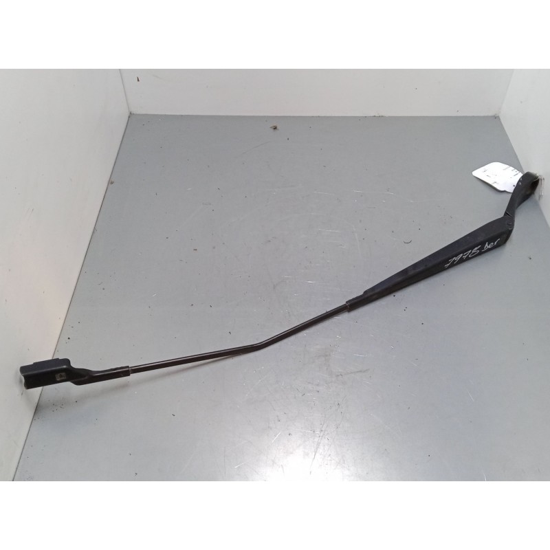 Recambio de brazo limpia delantero derecho para ford ka+ iii (uk, fk) 1.2 referencia OEM IAM 97036203  