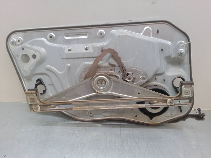 Recambio de elevalunas electrico delantero derecho para volvo v50 (545) 2.4 referencia OEM IAM 30710157  