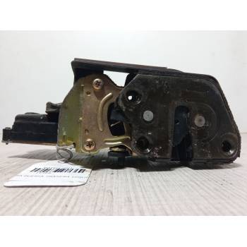 CERRADURA PUERTA TRASERA IZQUIERDA 