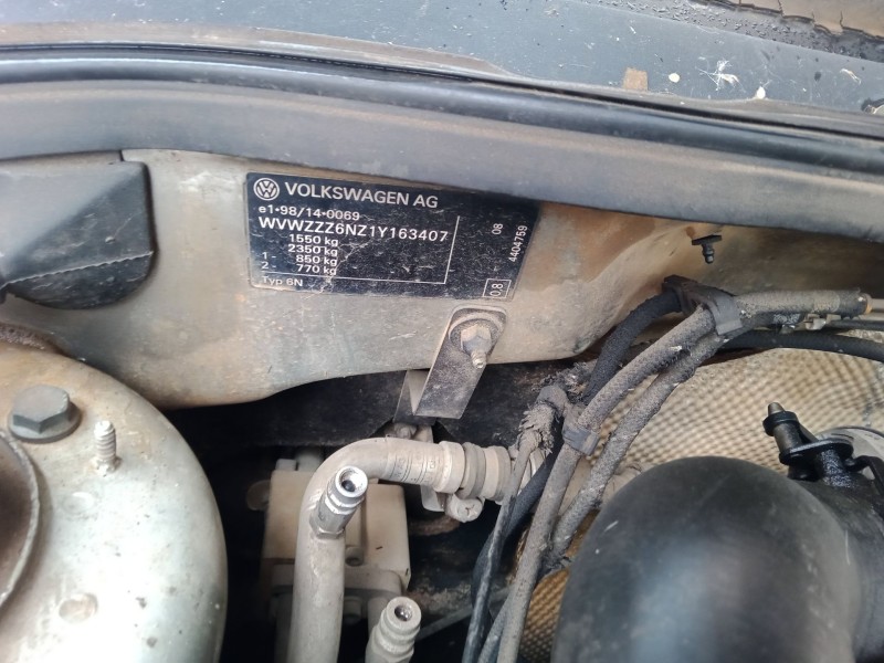 volkswagen polo (6n2) del año 2000