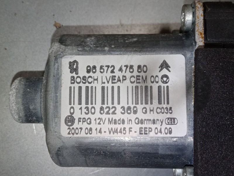 Recambio de elevalunas electrico delantero derecho para peugeot 308 i (4a_, 4c_) 1.6 16v referencia OEM IAM 9657247580  