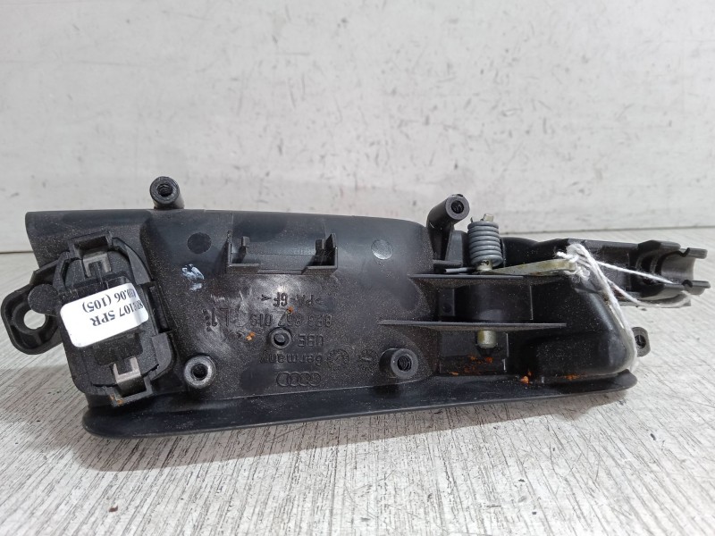 Recambio de maneta interior puerta delantera izquierda para audi a3 sportback (8pa) 1.6 fsi referencia OEM IAM 8P3 867 019  