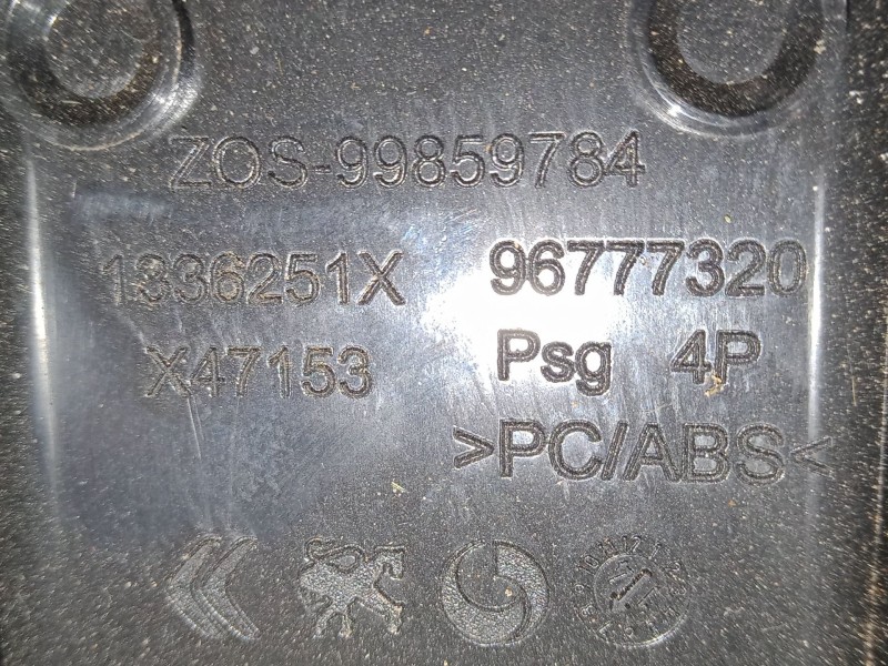 Recambio de mando elevalunas delantero derecho para peugeot 308 sw ii (lc_, lj_, lr_, lx_, l4_) 1.6 hdi / bluehdi 115 (lcbhxm, l