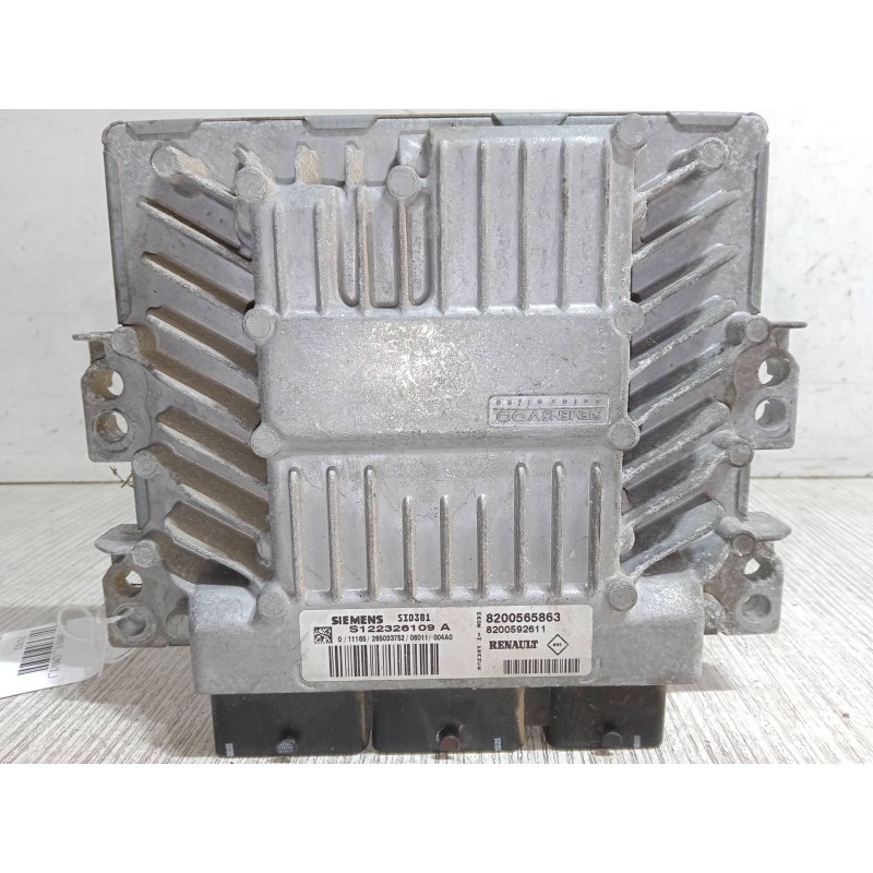 Recambio de centralita motor uce para renault megane ii (bm0/1_, cm0/1_) 1.5 dci (bm1e, cm1e) referencia OEM IAM 8200565863  