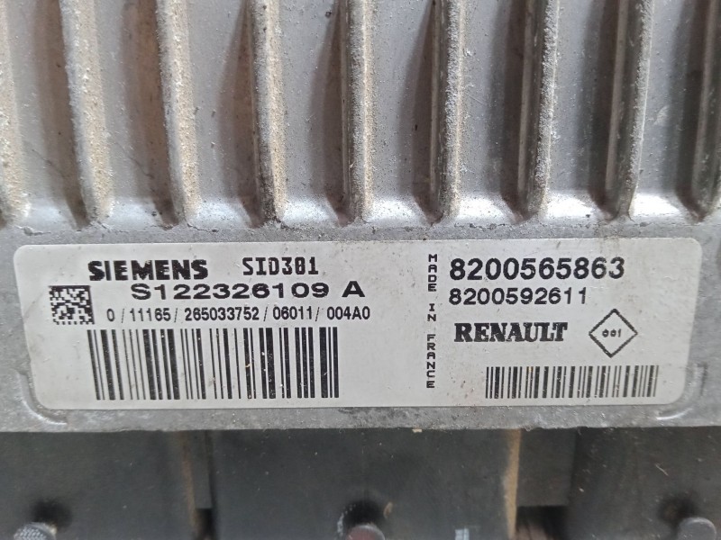 Recambio de centralita motor uce para renault megane ii (bm0/1_, cm0/1_) 1.5 dci (bm1e, cm1e) referencia OEM IAM 8200565863  