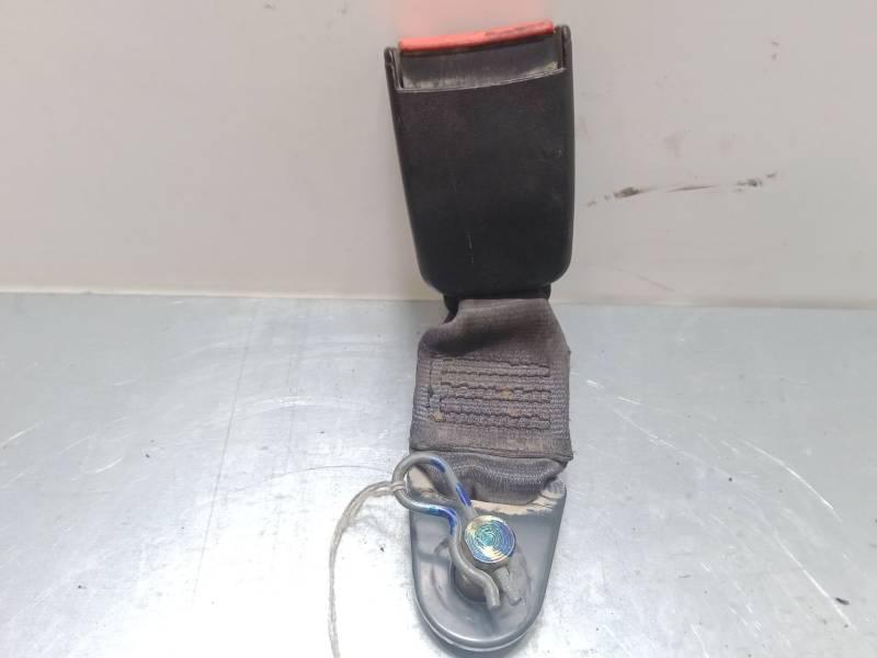 ANCLAJE CINTURON TRASERO IZQUIERDO 