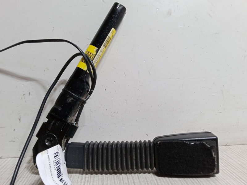 Recambio de anclaje con pretensor delantero derecho para ford focus ii (da_, hcp, dp) 1.6 tdci referencia OEM IAM   