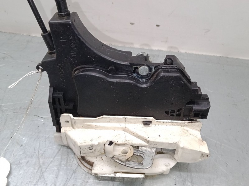 Recambio de cerradura puerta delantera derecha para mitsubishi lancer viii (cy_a, cz_a) 1.5 referencia OEM IAM   