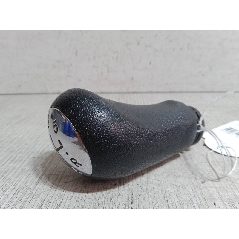 Recambio de pomo palanca cambio para renault clio iii (br0/1, cr0/1) 1.5 dci referencia OEM IAM   