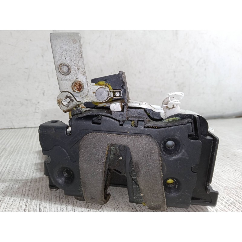 Recambio de cerradura puerta delantera izquierda para ford galaxy ii (wa6) 2.2 tdci referencia OEM IAM 6M2AR21813EC  