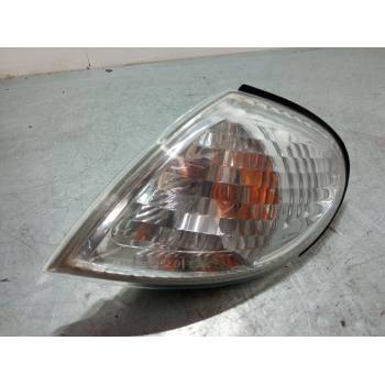 INTERMITENTE DELANTERO IZQUIERDO 26135BM415 