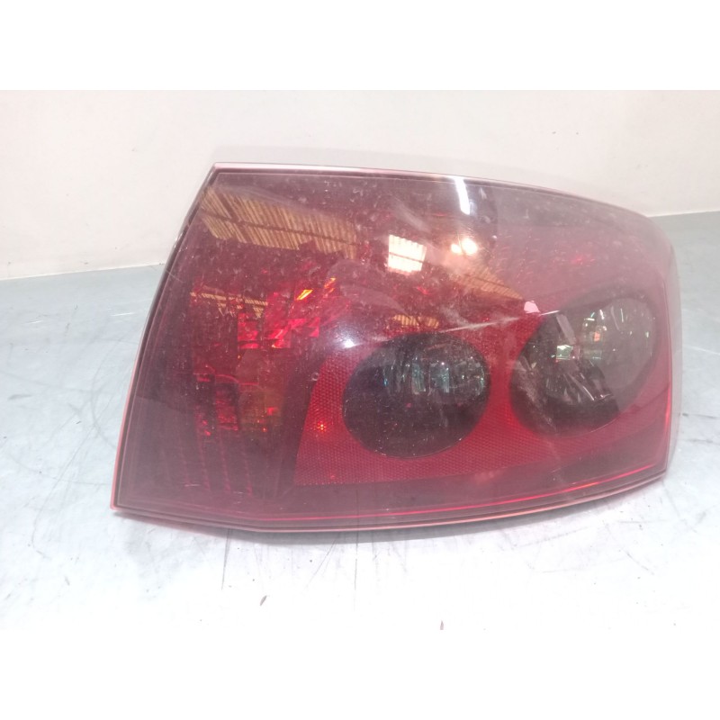 Recambio de piloto trasero derecho para peugeot 407 (6d_) 1.6 hdi 110 (6d9hzc, 6d9hyc) referencia OEM IAM 9656606280  