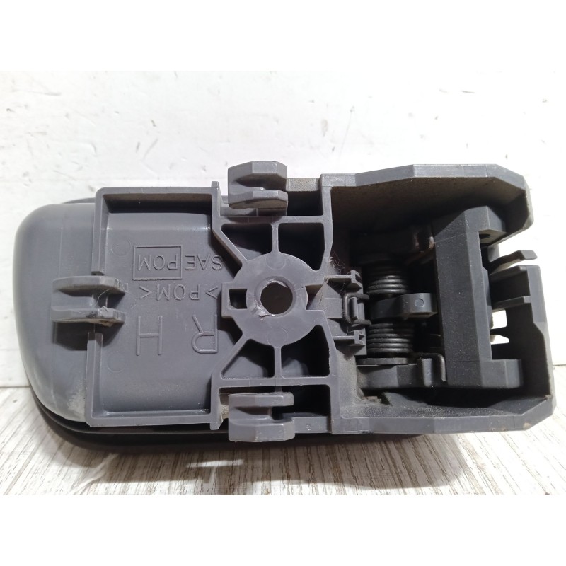 Recambio de maneta interior puerta delantera derecha para nissan pick up (d22) 2.5 d referencia OEM IAM   