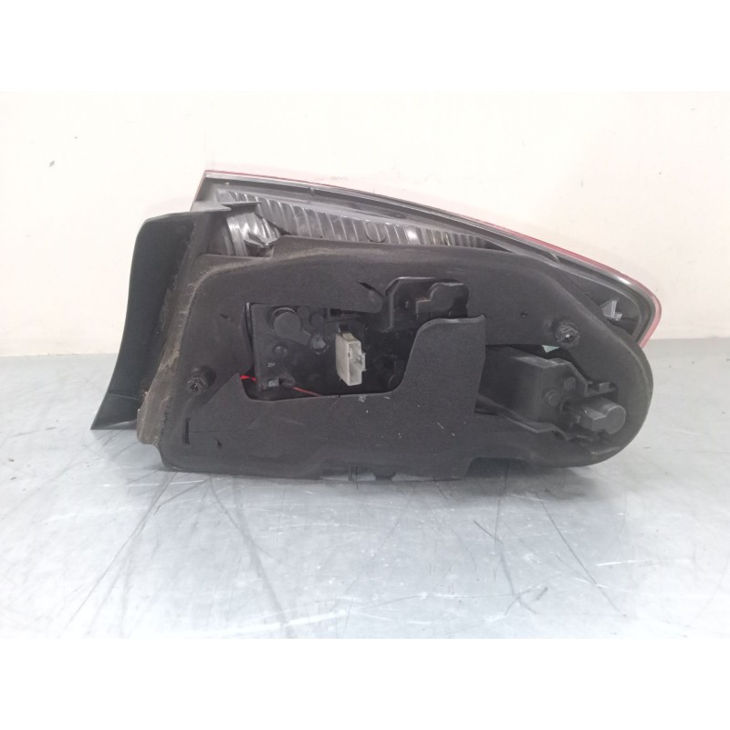 Recambio de piloto trasero izquierdo para peugeot 407 (6d_) 1.6 hdi 110 (6d9hzc, 6d9hyc) referencia OEM IAM 9656606380  