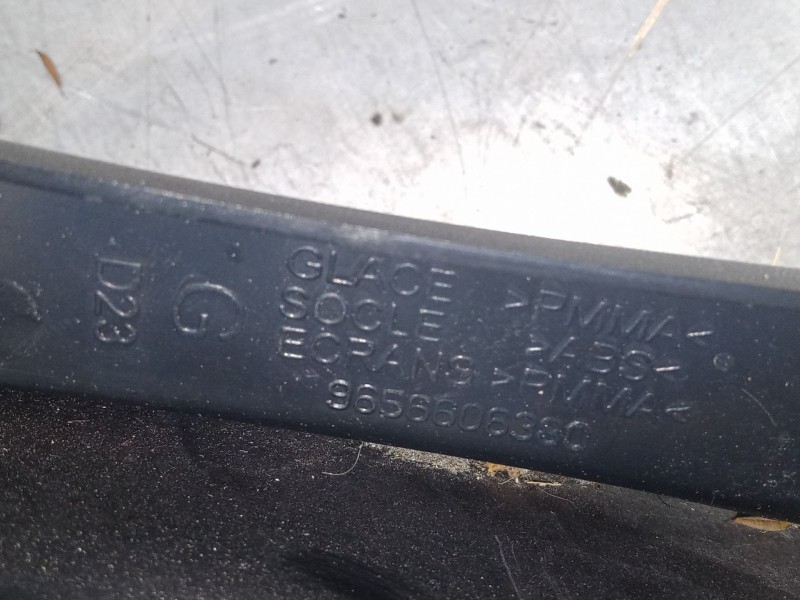 Recambio de piloto trasero izquierdo para peugeot 407 (6d_) 1.6 hdi 110 (6d9hzc, 6d9hyc) referencia OEM IAM 9656606380  